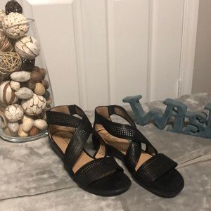 A BELLA Sandals